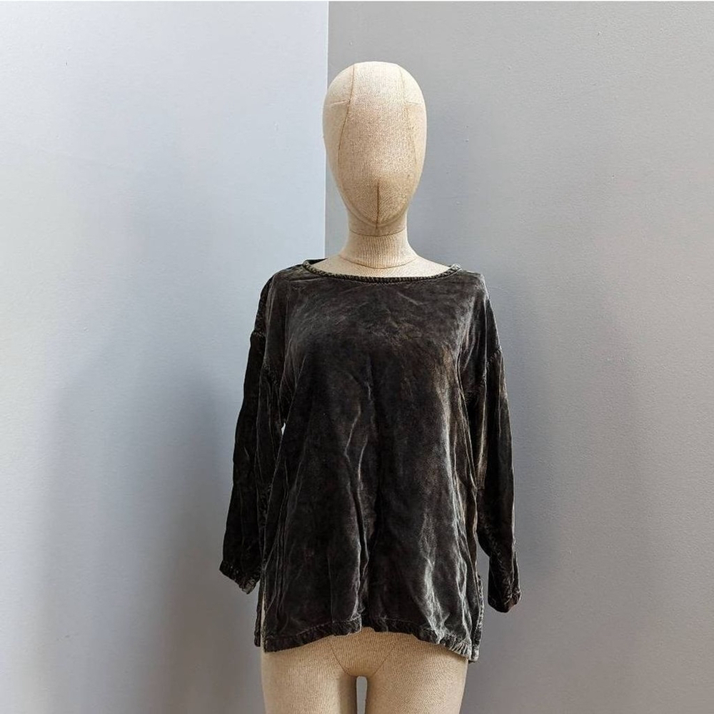 Citron Crushed Green Velvet Rayon Top